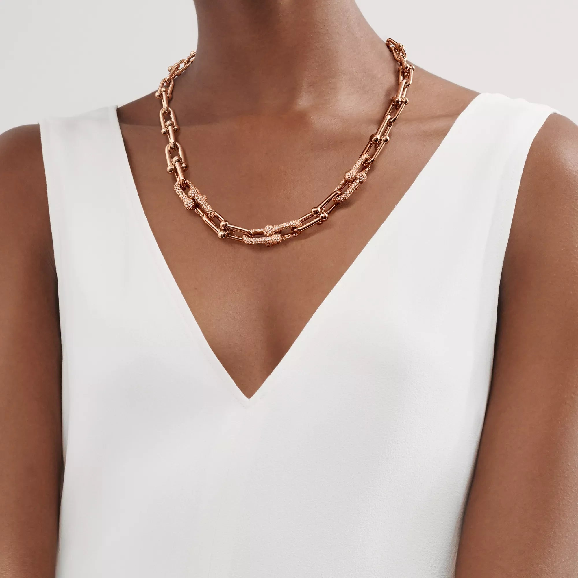 AV Pulse Necklace - Graduated Link with 3 Pavé Diamond Links (Rose Gold)