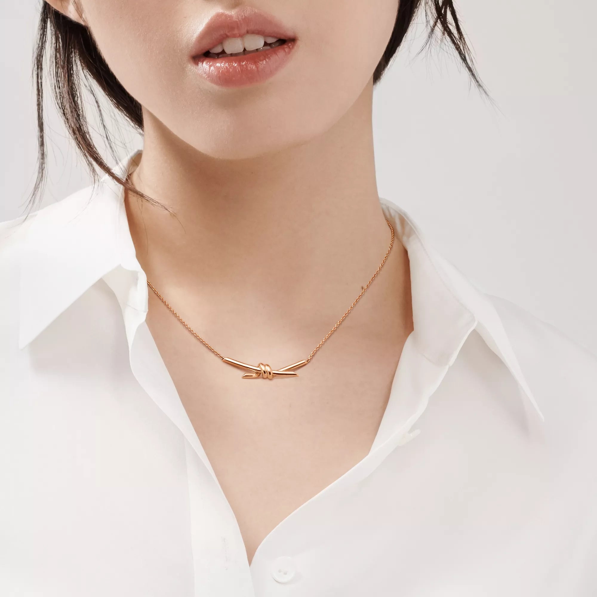 AV Lucent Necklace - Pendant in Rose Gold